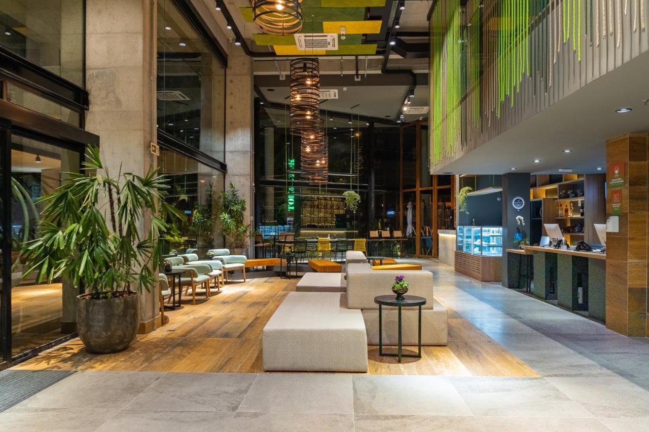 Ibis Styles Porto Alegre Moinhos De Vento Hotell Eksteriør bilde