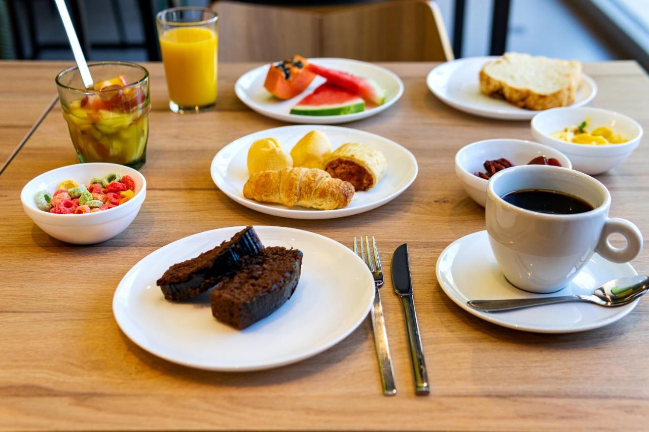 Ibis Styles Porto Alegre Moinhos De Vento Hotell Eksteriør bilde
